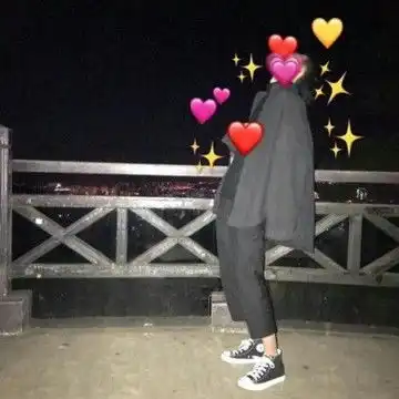两张一组抖音超火闺蜜头像
