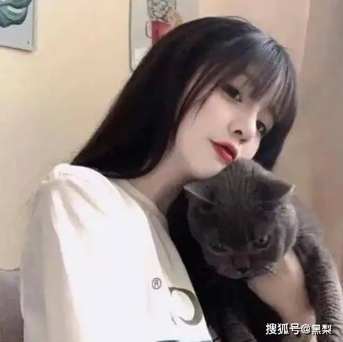 你知道吗男人更喜欢的,其实是猫系女人
