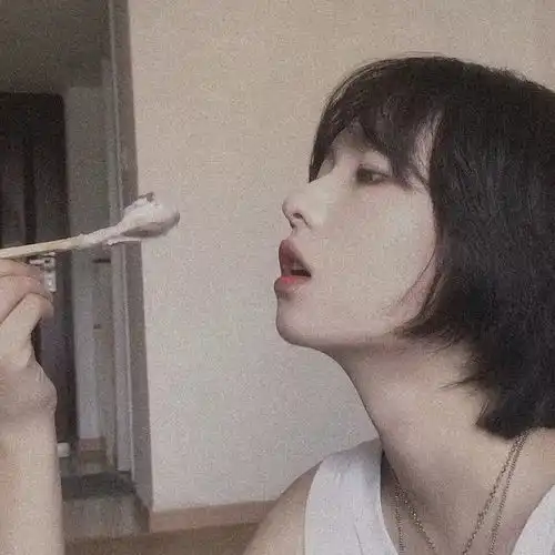 丧到眼红的扎心文案宁愿一无所有,也不愿意突然得到又失去
