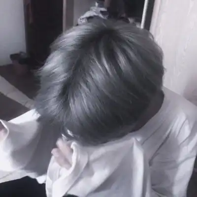 你管我是坐还是站或蹲或坐个性女
