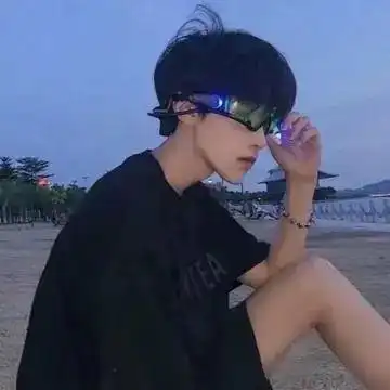 头像有点可爱的文案
