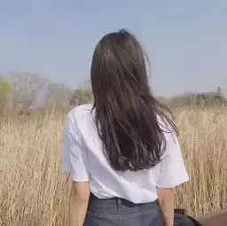 背影头像不挽留,不回头
