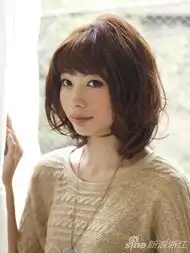 日本人气深色系发型情人节up甜美指数
