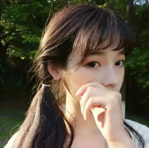 女生头像丨如果你的温柔交换到的不是对方的温柔,那就算了吧
