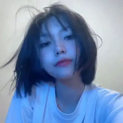 又御又纯的女生头像真人,美丽让人心动
