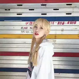 韩范女生高清头像不要短发
