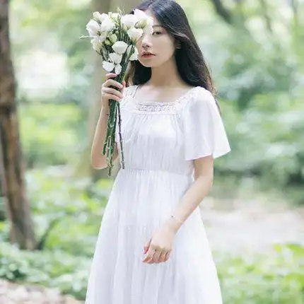 这八款森系白色连衣裙,简直太美了
