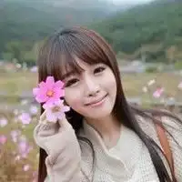 温暖的像心里面住一个小太阳的小清新唯美系列的女生头像
