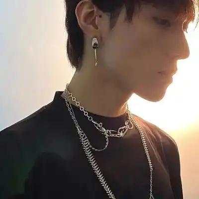 男生头像能出现在草稿纸上的名字都意义非凡
