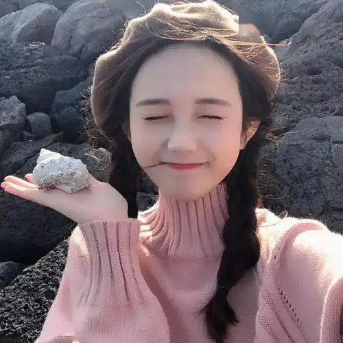 头像你主动找我不行吗非逼我发朋友圈吸引你注意
