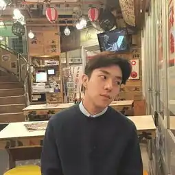 有没有这种类型的qq男生头像
