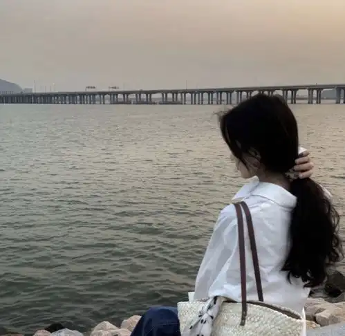 女生头像不露脸系列
