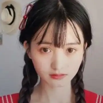 红色系可爱女生头像
