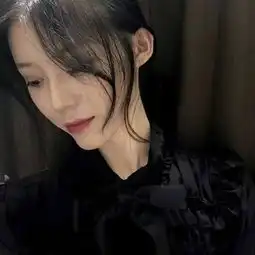 早安心语181018我突然很想忘了你,就像从未遇见你
