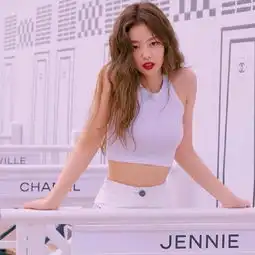jennie在鬼屋吓到爆哭,光洙当起护花使者反差萌魅力登上热搜
