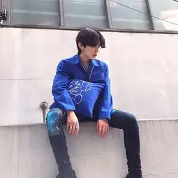 暴力颖男生头像韩系男头
