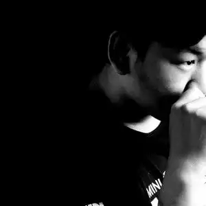 被爱伤害的男人喊麦

