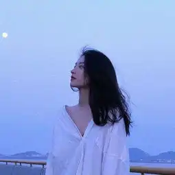 丧系女生头像附文字背景图
