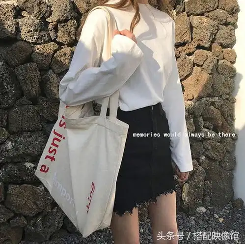适合25岁女生的浅色系通勤穿搭,初春上班搭配攻略
