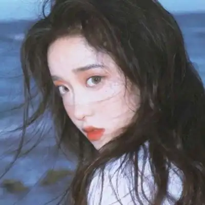 很丧的头像女生真人图片很丧的女生使用的头像

