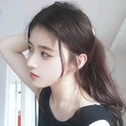 很火的句子心动不是答案,心定才是
