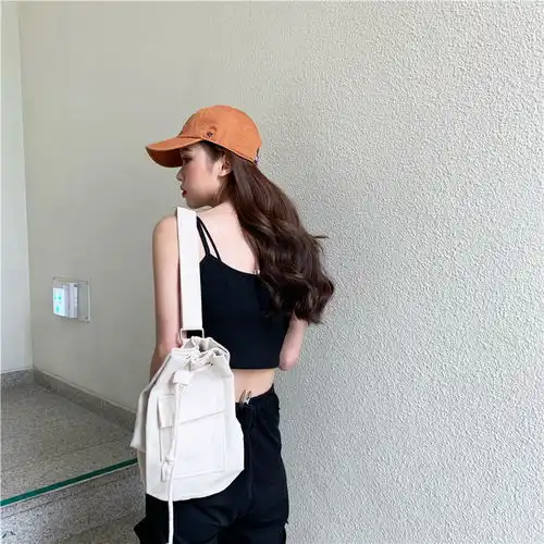 吊带背心女外穿夏季短款性感露脐打底衫内搭ins韩版美背修身抹胸
