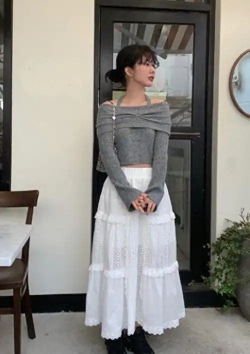 ins时尚博主linenne少女感夏日的氛围穿搭
