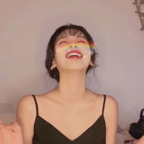 可爱甜妹女生头像沙雕搞笑的朋友圈文案
