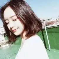 很喜欢她,这个美女叫什么名字啊求回答

