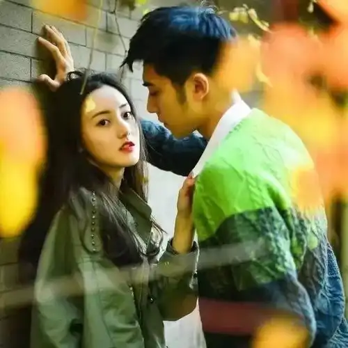 壁纸头像怕什么不能地久天长,尽管爱就是了
