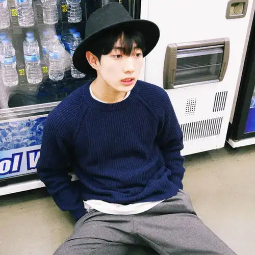 daisy妤故男生头像男头韩系
