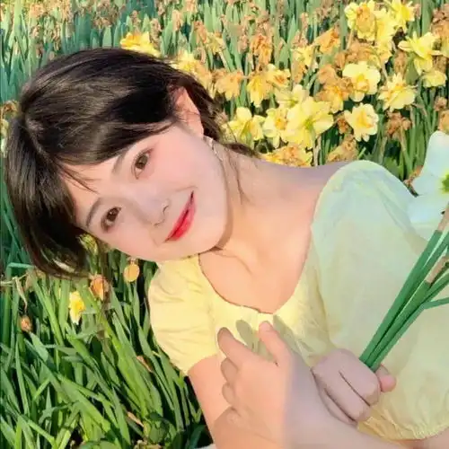 一期头像花花
