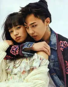小松菜奈果然不简单,禁欲系or甜美风随意切换,难怪权志龙会喜欢
