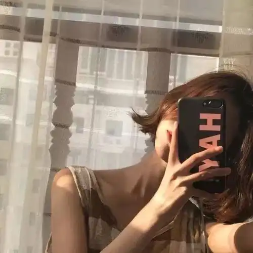 头像想换情头了,麻烦大家推荐几组好的男朋友
