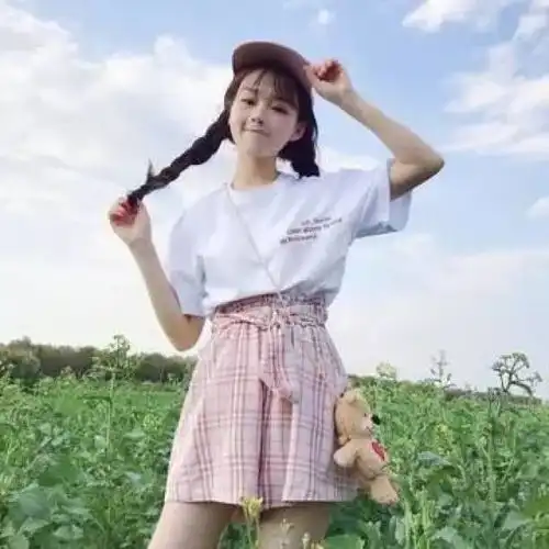小个子来一套阔腿短裤套装也是不错的
