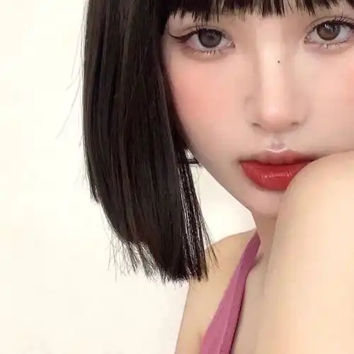 我妈又来说我的头像了,我不想换,求助怎么回
