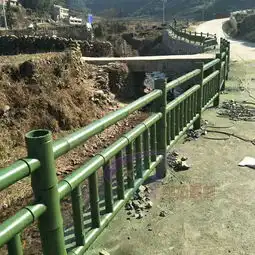 防竹38型水泥护栏
