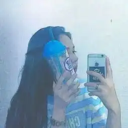 阿溪妹呐听说点赞的都很酷女杂
