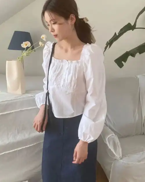 博主们翻牌最多的就是这种低饱和度低明度的婴儿蓝了,肉眼感觉是软乎乎的,很能给人亲切感
