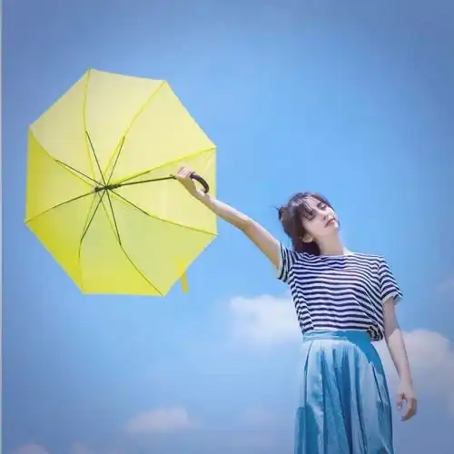 蓝色系女生头像
