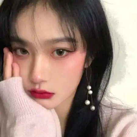 女生头像温柔笑脸,有笑容的女生才是最可爱的
