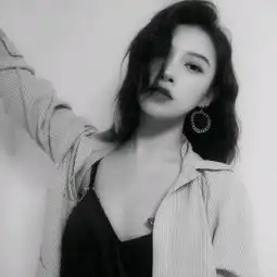 最新灰色系列女生qq头像超拽灰色
