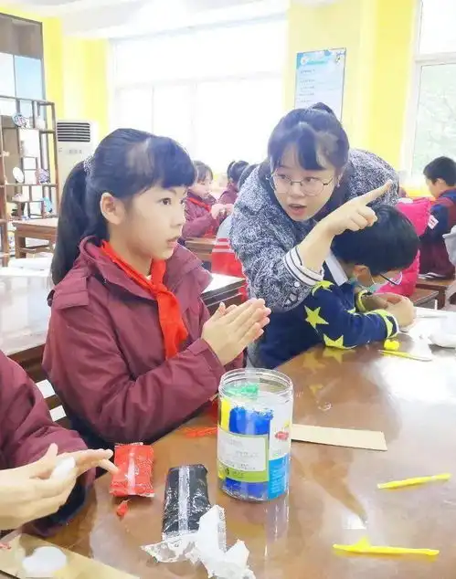 中山小学教育集团优秀传统文化进校园系列活动泗泾二小少儿面塑课程体验活动3
