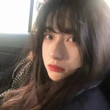 唯美好看女生qq头像,美女头像衬托我的孤单
