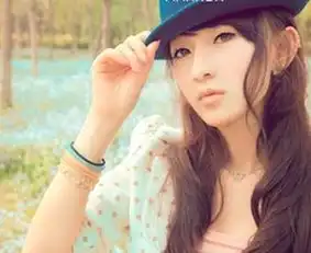 简单的色调不一样的视觉
