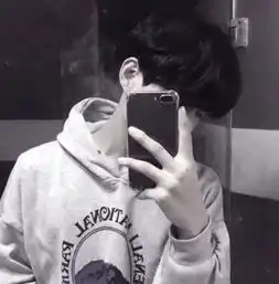 活在自己的世界里久了都忘记怎么生活了让自己清醒的句子
