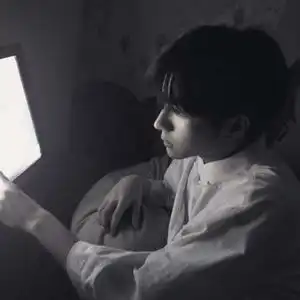 男生丧头像真人非常丧的男生头像
