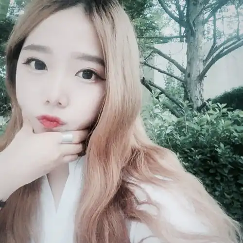 暴力颖女生头像韩系头像
