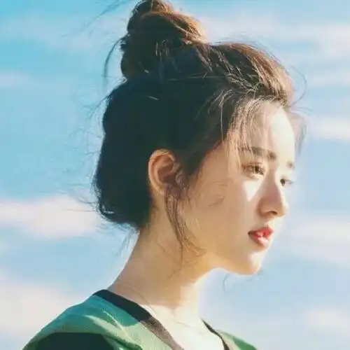 小姐姐女生头像

