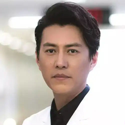 禁欲系老干部上演大屏诱惑,你怎么看
